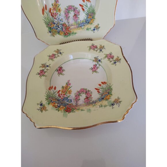 Antique Royal Windsor Large Soup/Salad Bowls(2) Patt. 1068 Wisteria/Garden - Picture 2 of 11